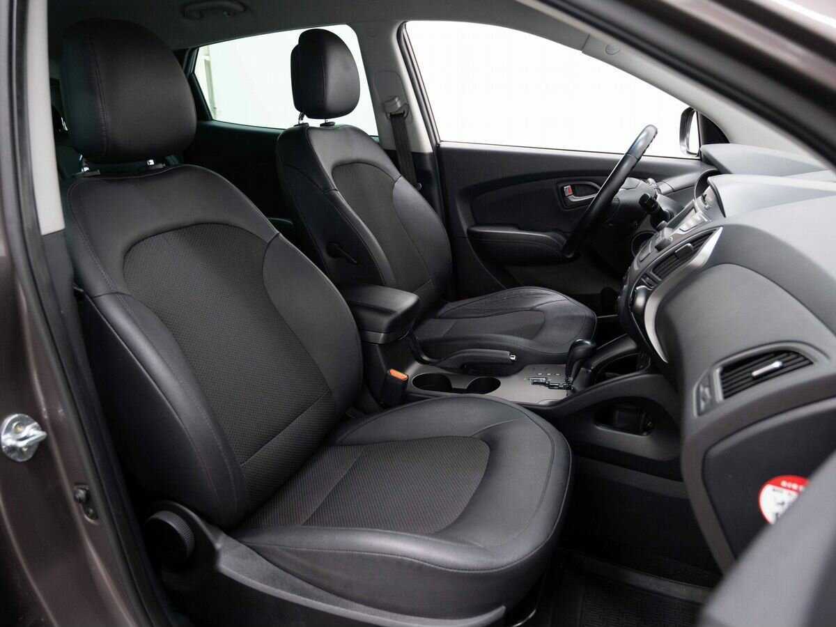 Hyundai ix35 б/у, 2014, Автоматическая. Фото: #11