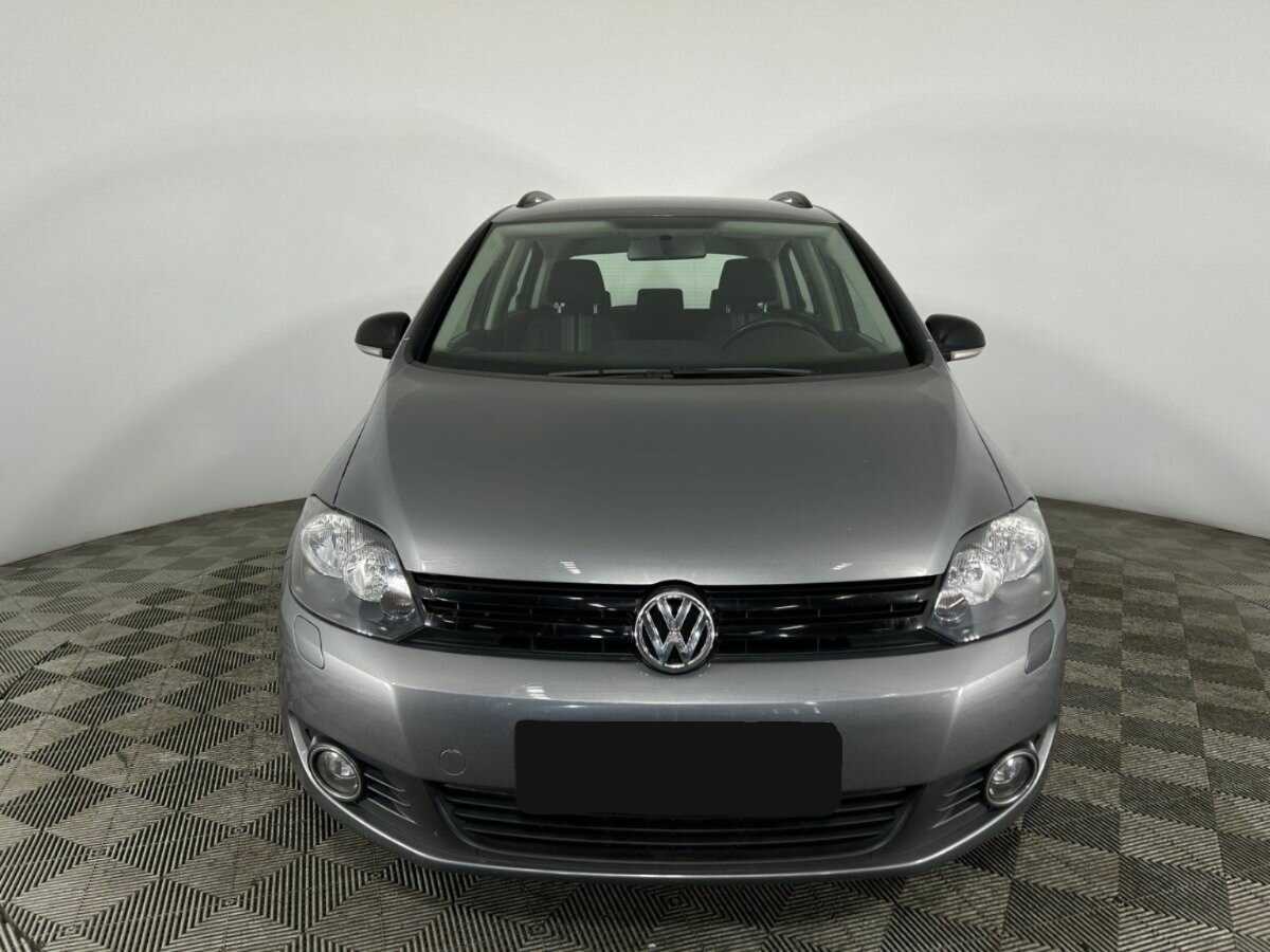 Volkswagen Golf Plus б/у, 2012, Механическая. Фото: #1
