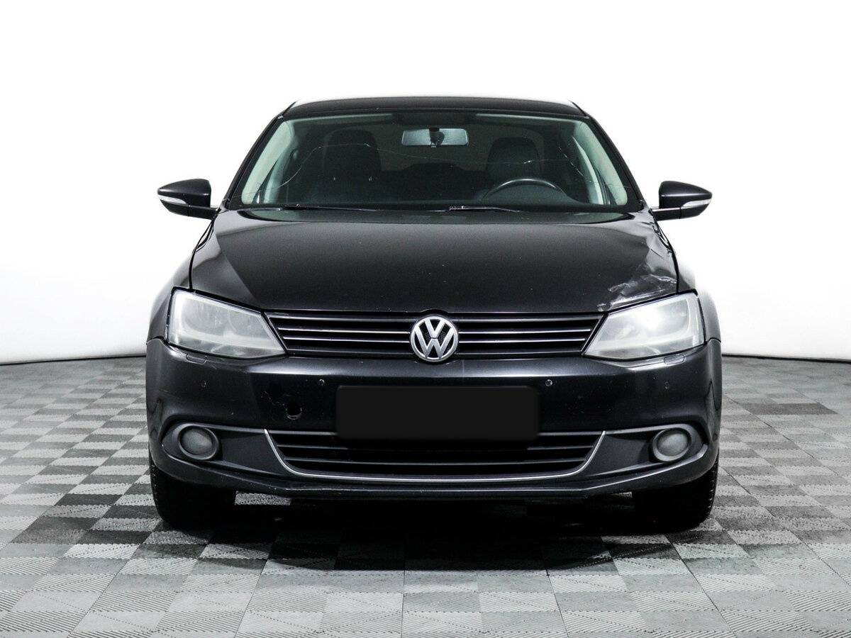 Volkswagen Jetta б/у, 2013, Автоматическая. Фото: #1