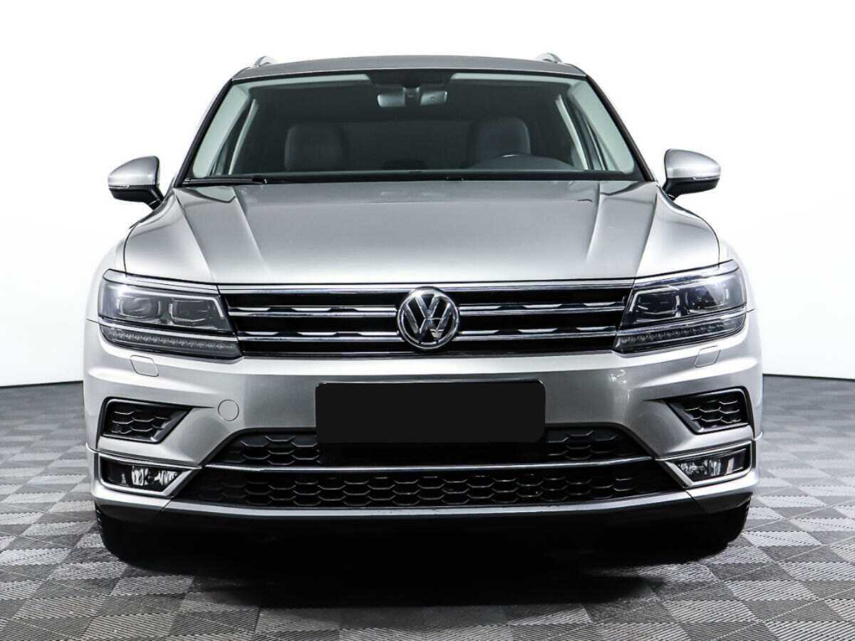 Volkswagen Tiguan б/у, 2017, Роботизированная. Фото: #1