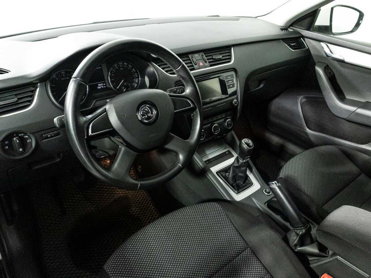Skoda Octavia б/у, 2014, Механическая. Фото: #10