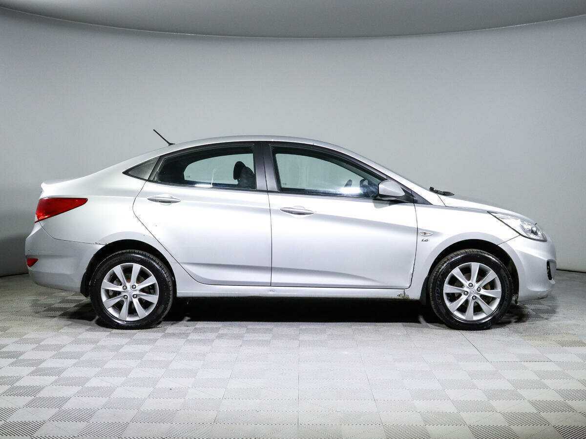 Hyundai Solaris б/у, 2013, Автоматическая. Фото: #3