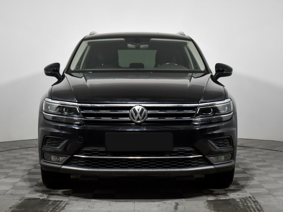 Volkswagen Tiguan б/у, 2017, Роботизированная. Фото: #1