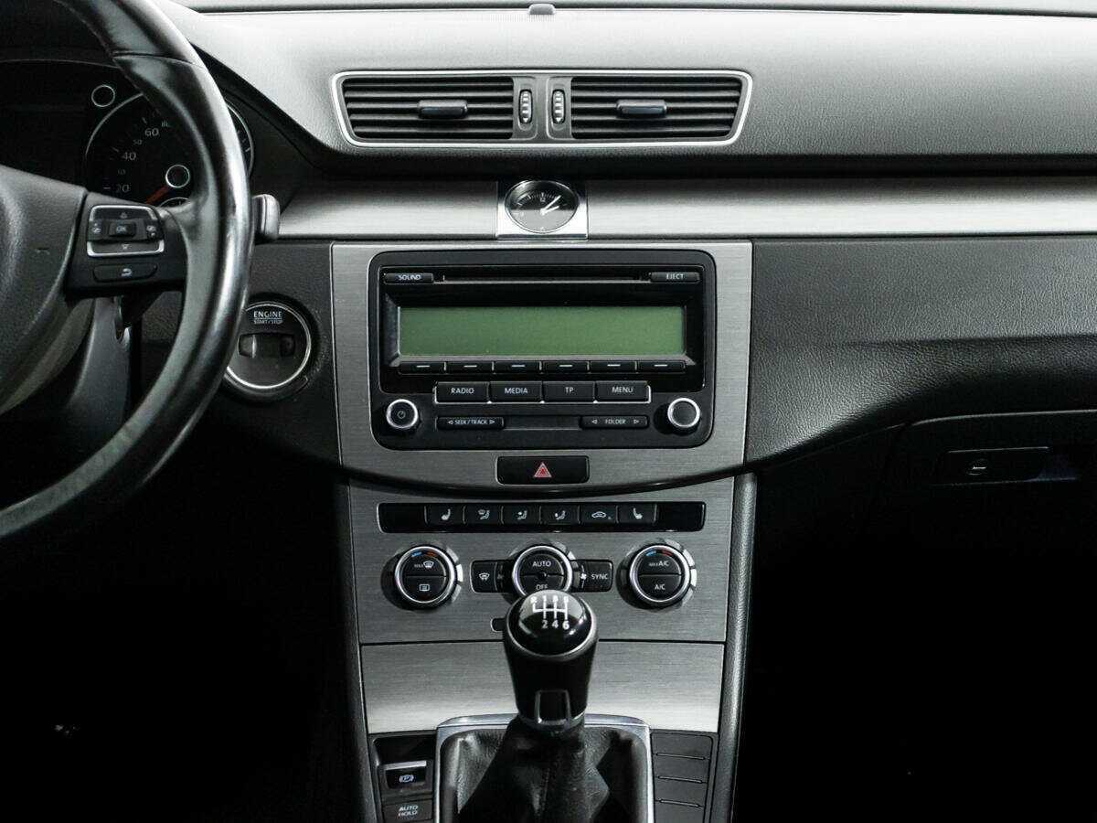 Volkswagen Passat б/у, 2013, Механическая. Фото: #13
