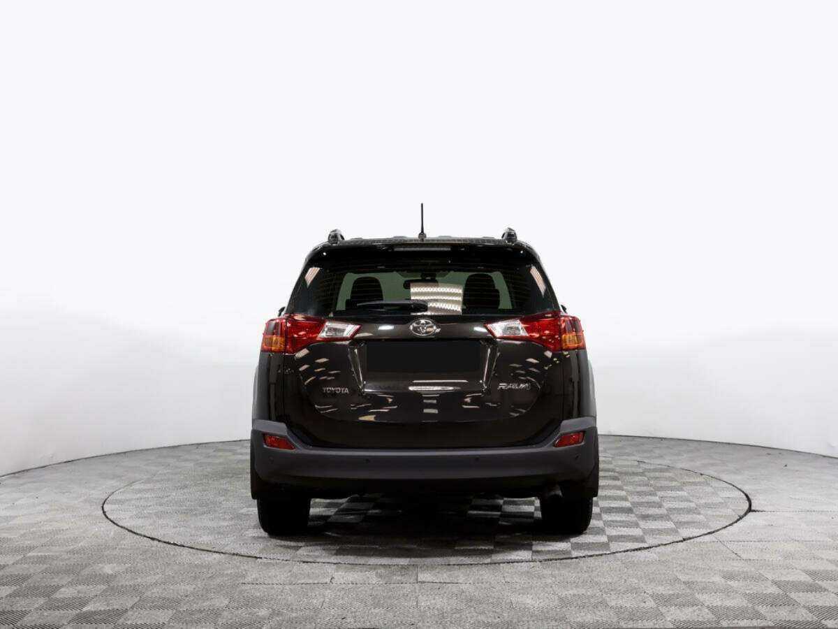 Toyota RAV4 б/у, 2015, Автоматическая. Фото: #4