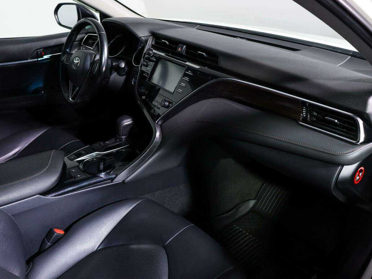 Toyota Camry б/у, 2019, Автоматическая. Фото: #6