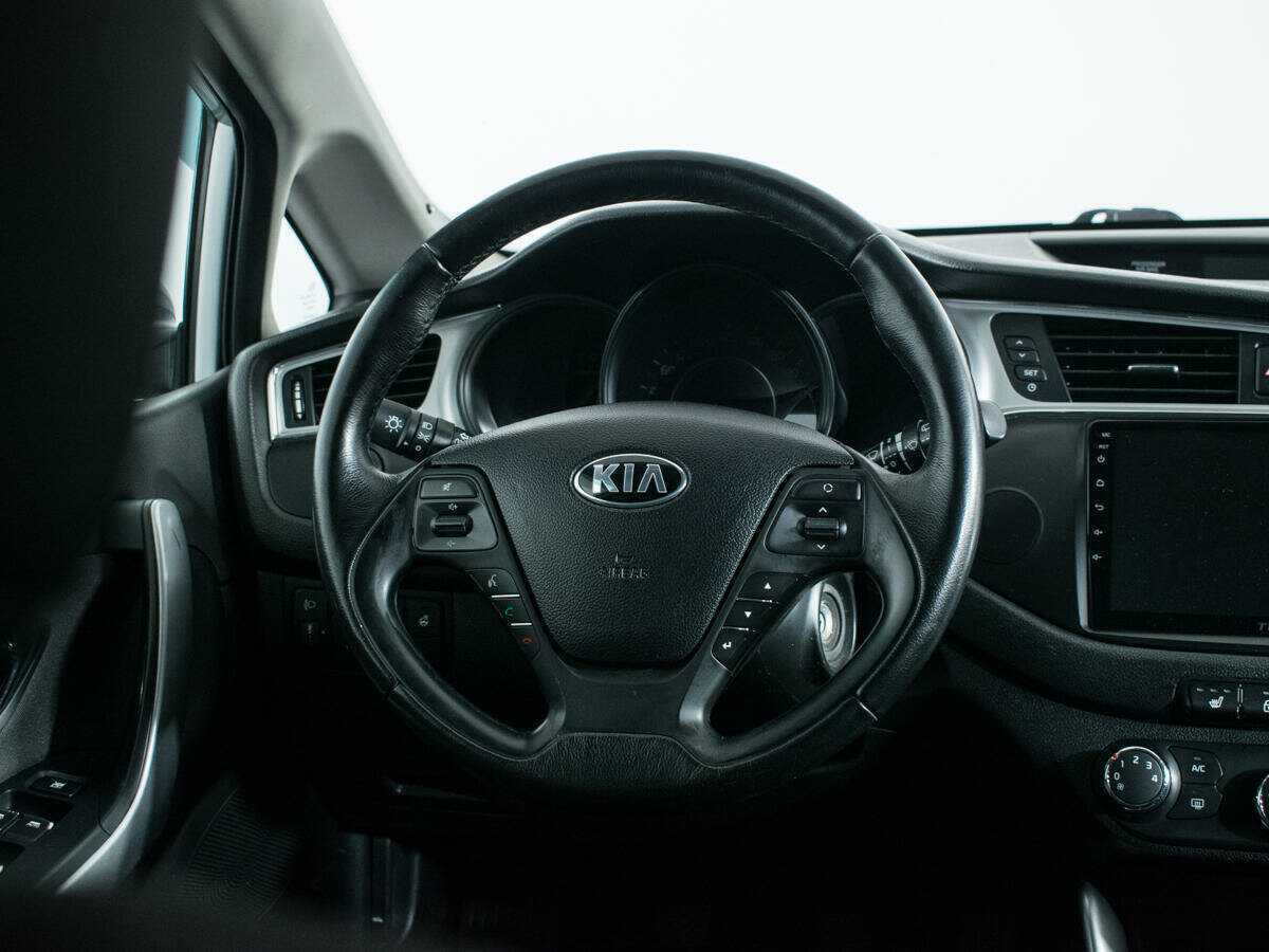 Kia Ceed б/у, 2016, Механическая. Фото: #11