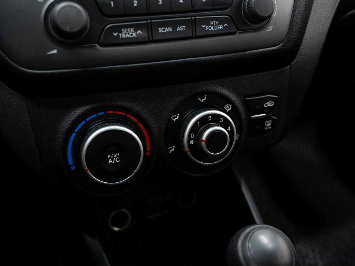 Kia Rio б/у, 2014, Автоматическая. Фото: #18