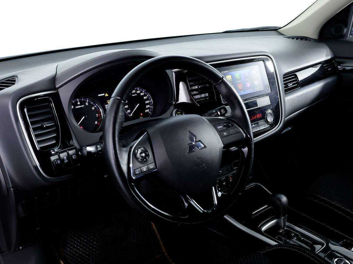 Mitsubishi Outlander б/у, 2018, Вариатор. Фото: #10