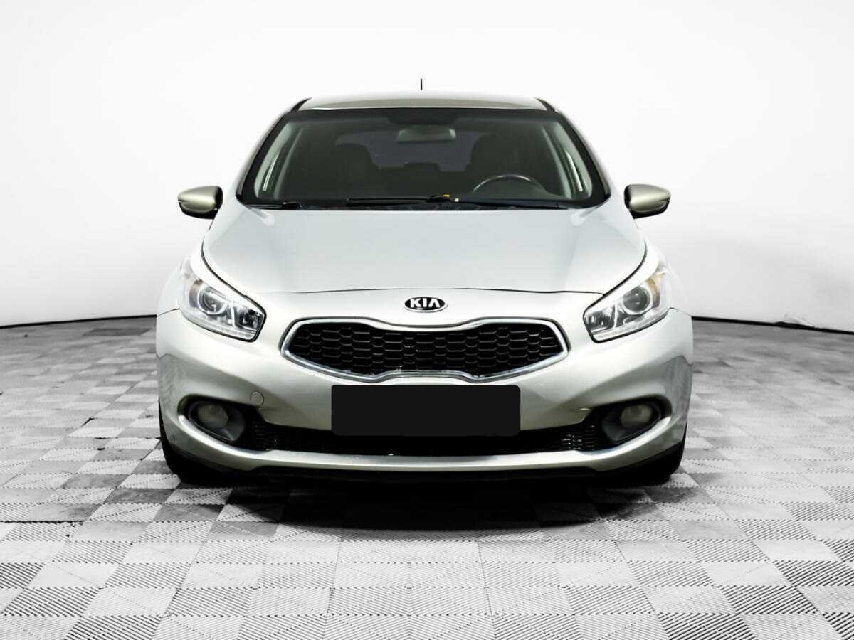 Kia Ceed б/у, 2014, Механическая. Фото: #1