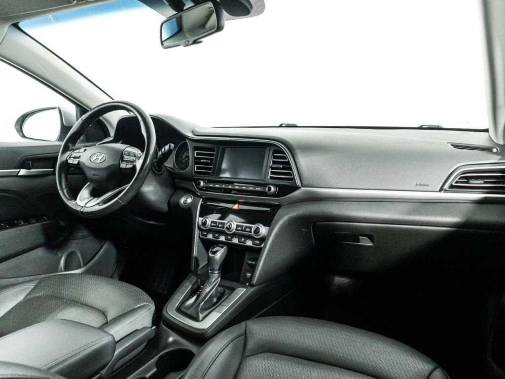 Hyundai Elantra б/у, 2019, Автоматическая. Фото: #8