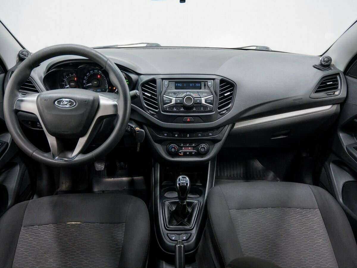 Lada (ВАЗ) Vesta б/у, 2015, Механическая. Фото: #9