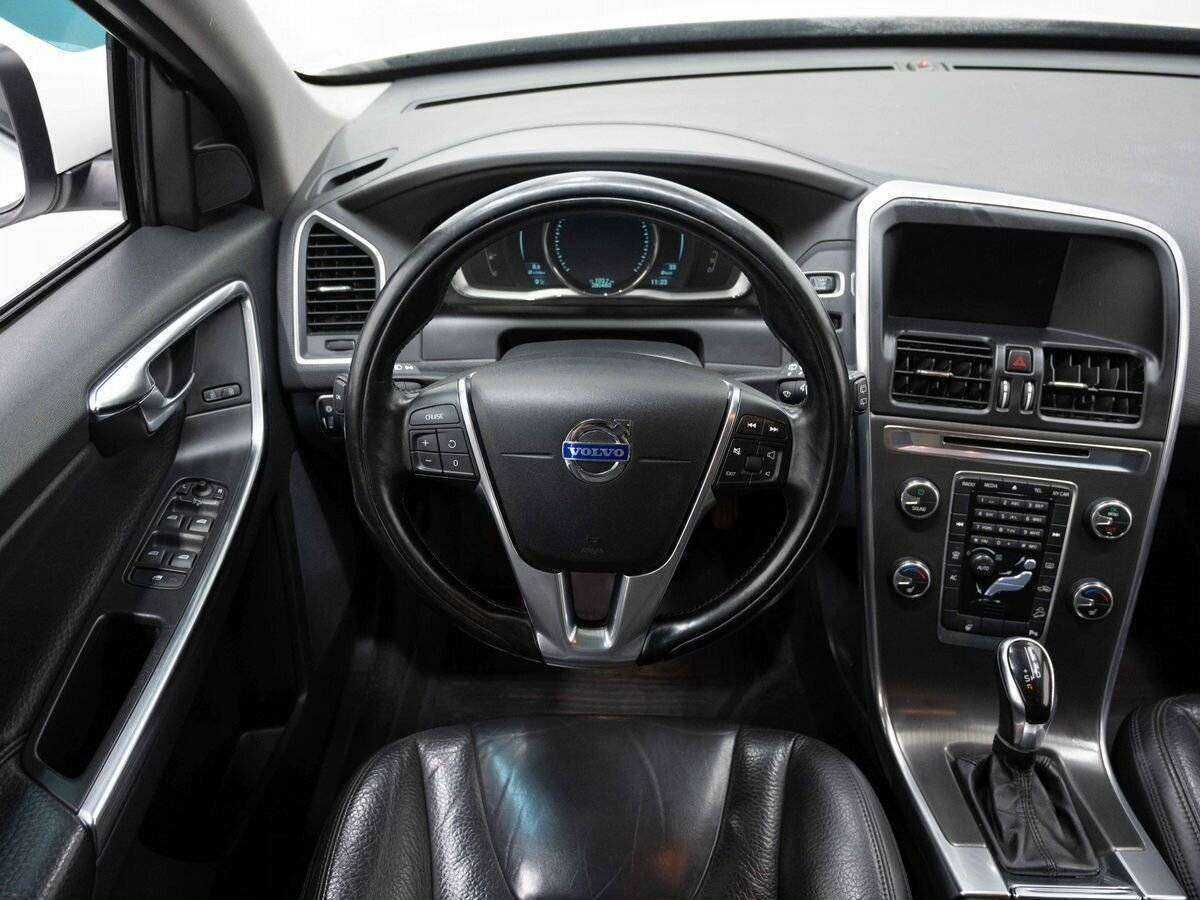 Volvo XC60 б/у, 2013, Автоматическая. Фото: #12