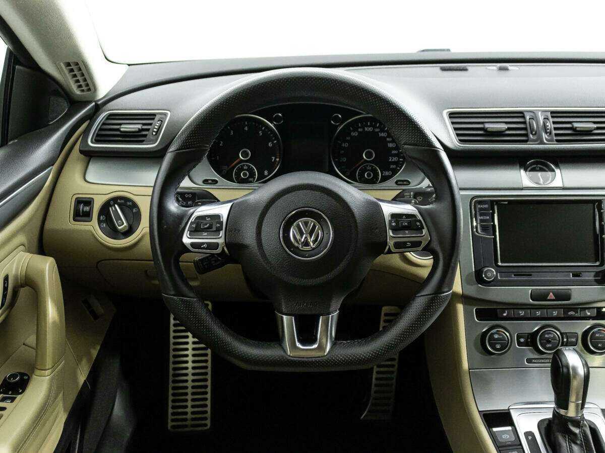 Volkswagen Passat CC б/у, 2012, Роботизированная. Фото: #16