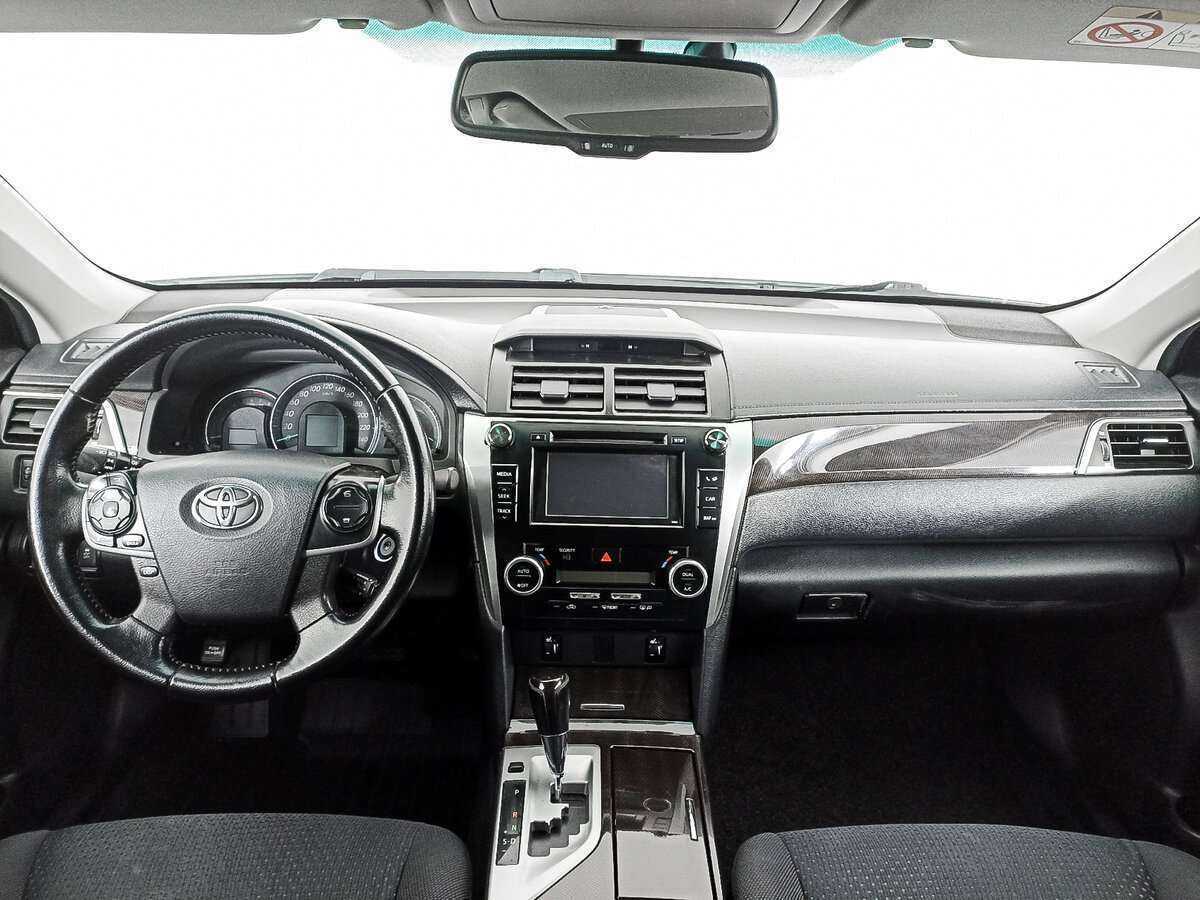 Toyota Camry б/у, 2014, Автоматическая. Фото: #11