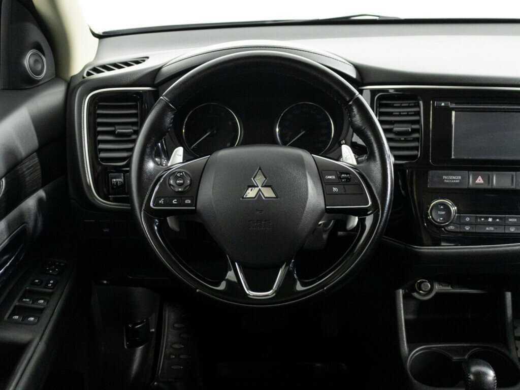 Mitsubishi Outlander б/у, 2016, Вариатор. Фото: #17