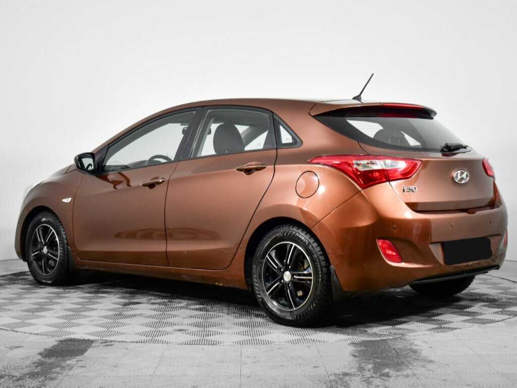 Hyundai i30 б/у, 2013, Автоматическая. Фото: #6