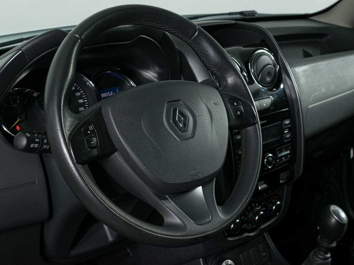 Renault Duster б/у, 2017, Механическая. Фото: #14