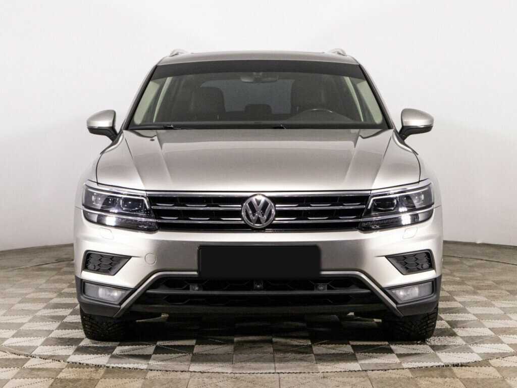 Volkswagen Tiguan б/у, 2017, Роботизированная. Фото: #1