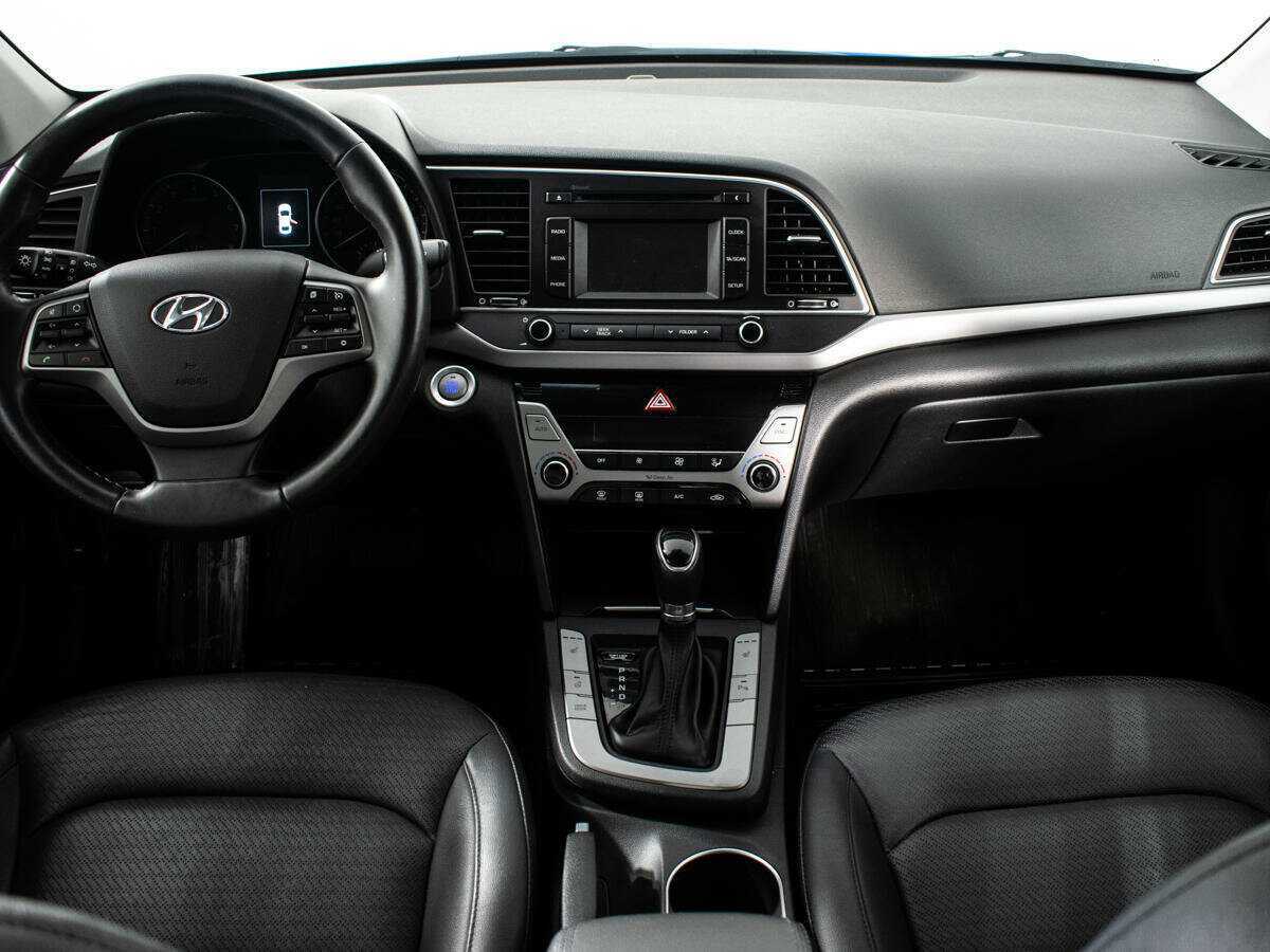 Hyundai Elantra б/у, 2016, Автоматическая. Фото: #11