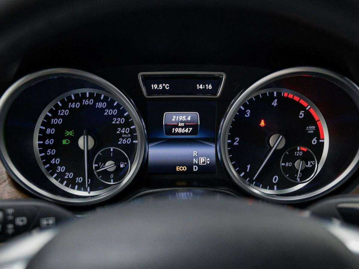 Mercedes-Benz M-Класс б/у, 2013, Автоматическая. Фото: #22