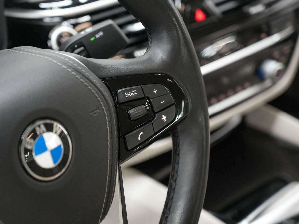 BMW 5 серии б/у, 2018, Автоматическая. Фото: #17