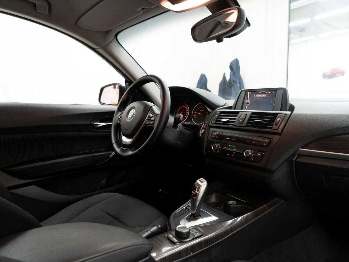 BMW 1 серии б/у, 2012, Автоматическая. Фото: #15