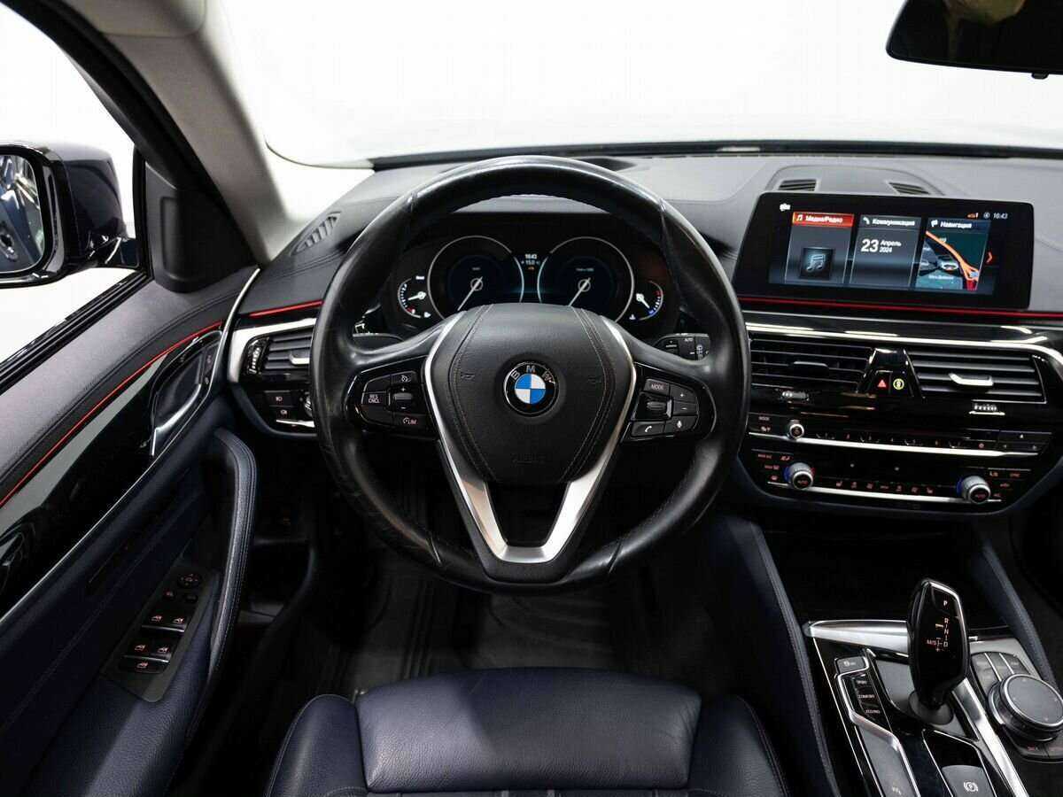 BMW 5 серии б/у, 2017, Автоматическая. Фото: #14