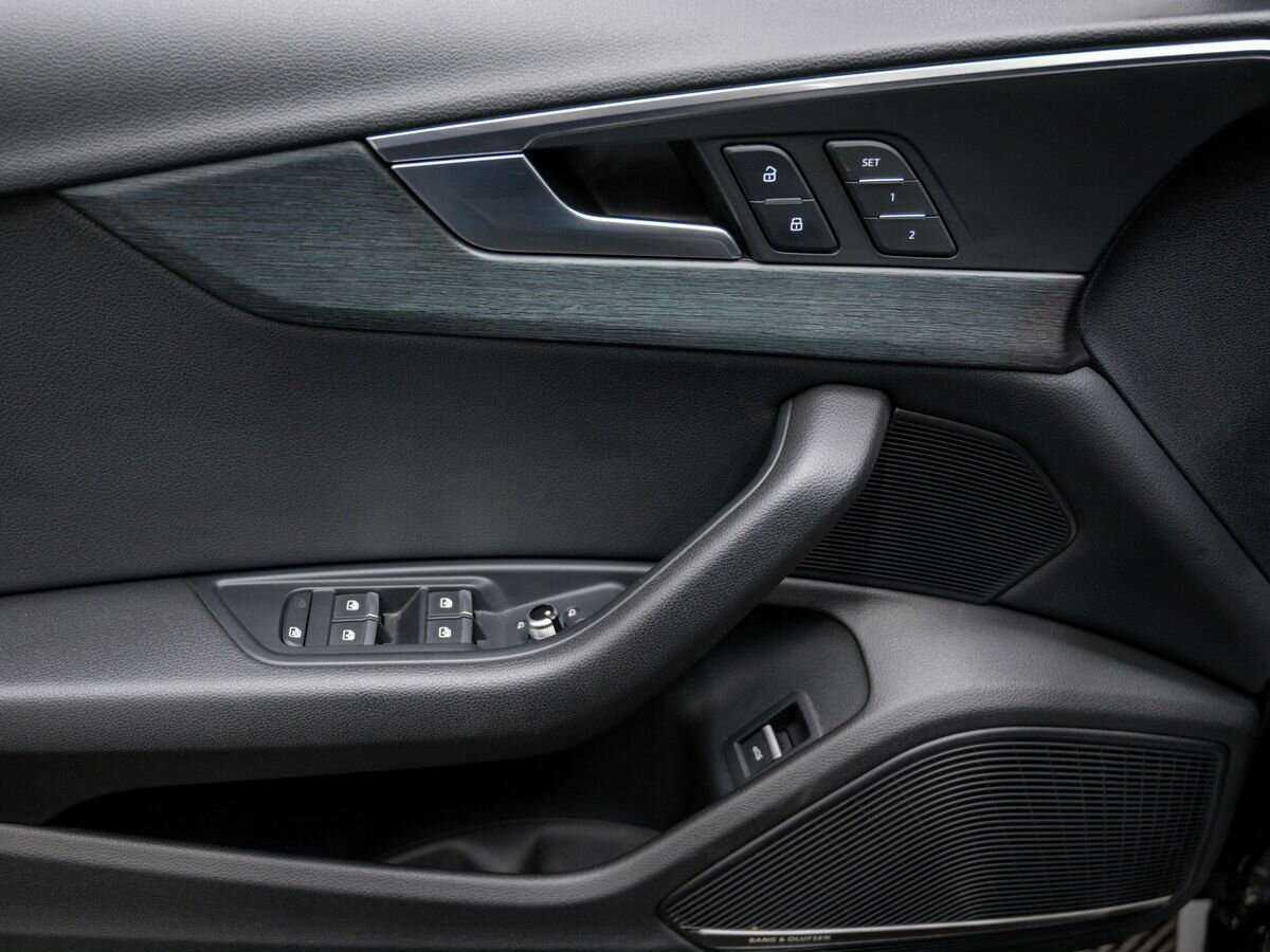 Audi A4 б/у, 2017, Роботизированная. Фото: #14