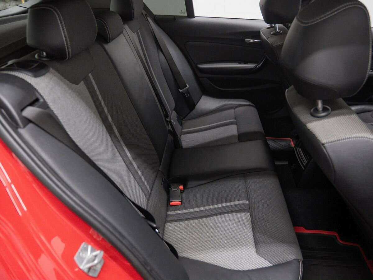 BMW 1 серии б/у, 2016, Автоматическая. Фото: #8