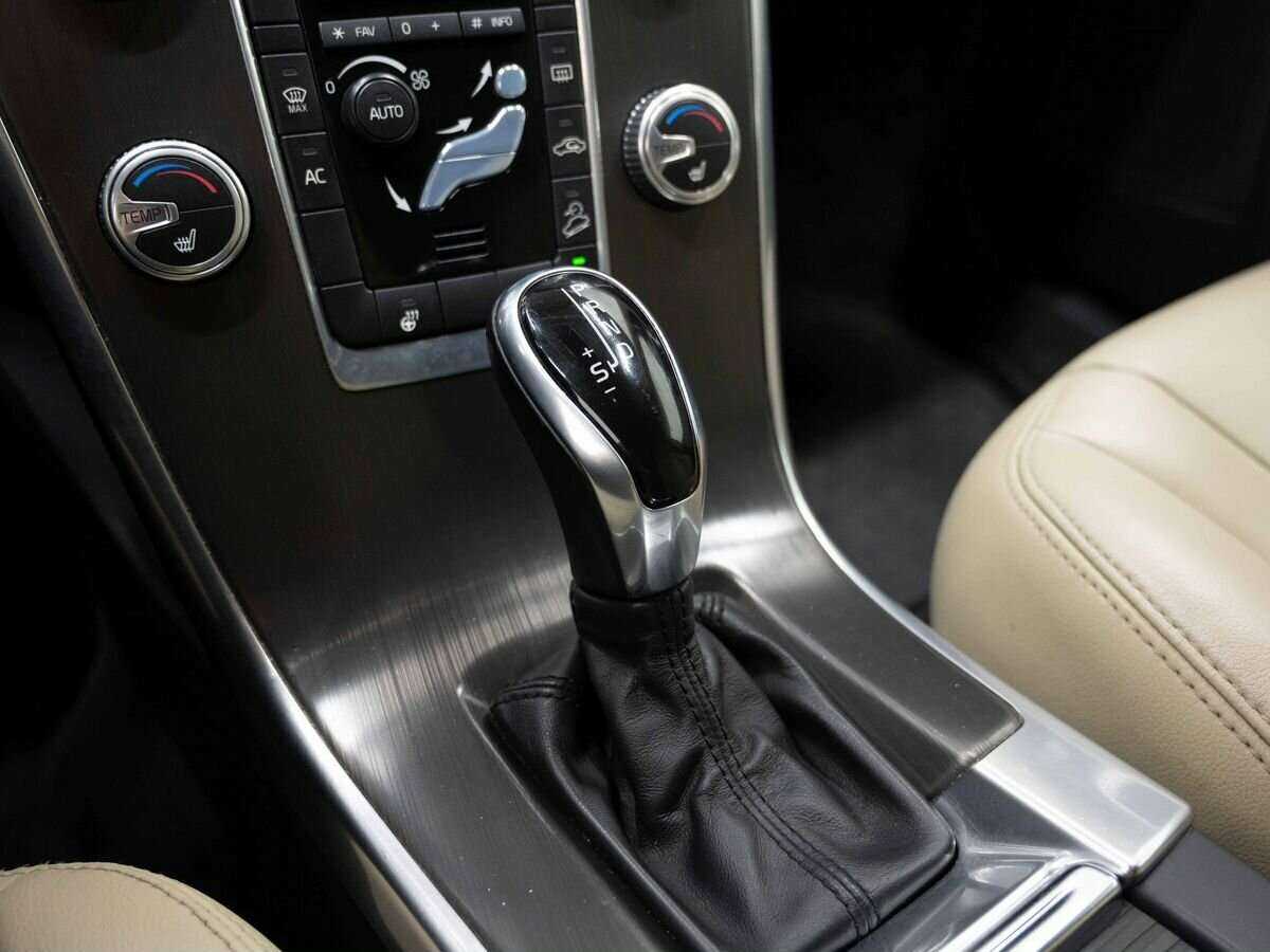 Вольво ИксЦ60 б/у, 2014, Автоматическая. Фото: #22