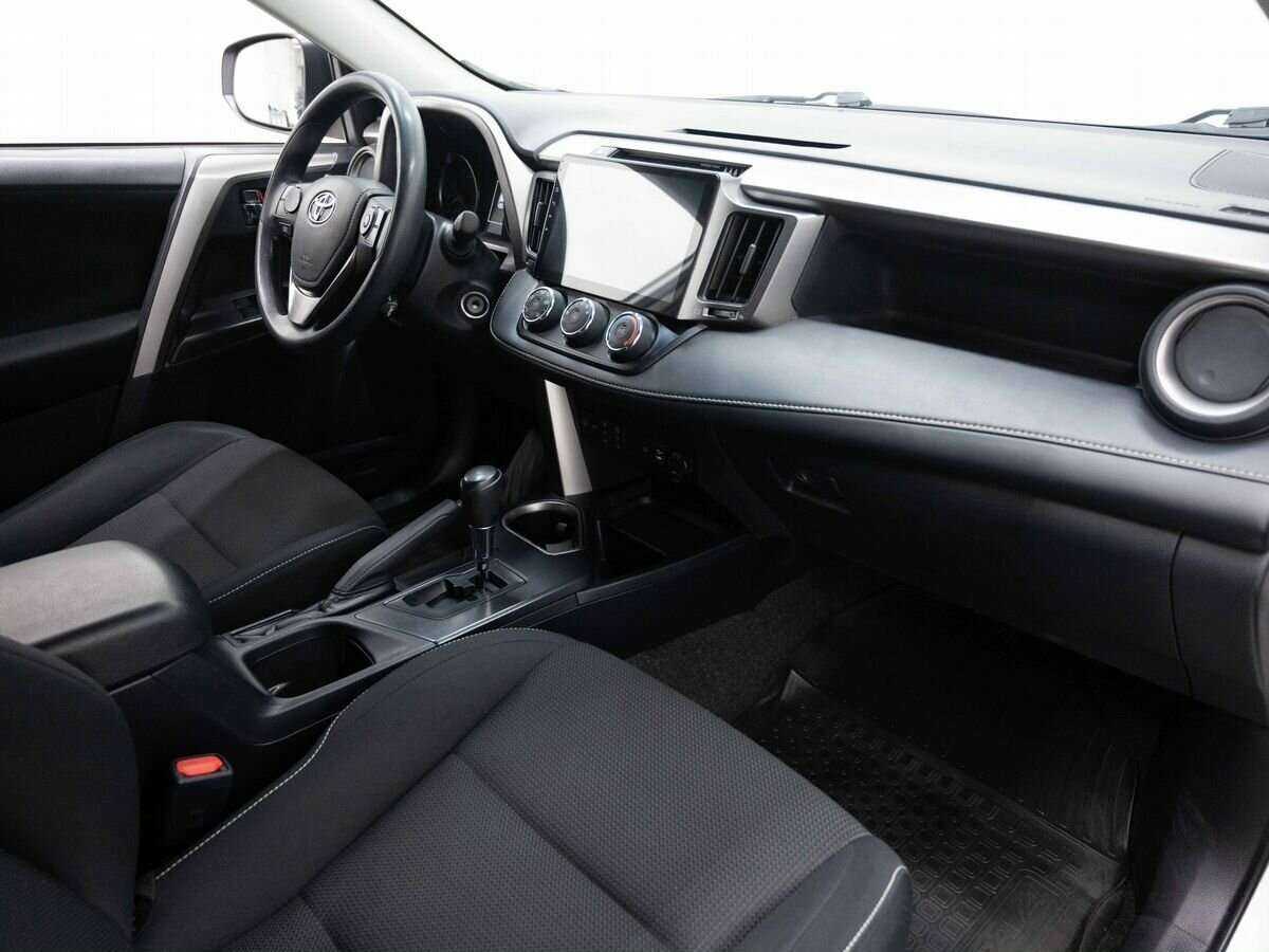 Toyota RAV4 б/у, 2017, Вариатор. Фото: #13