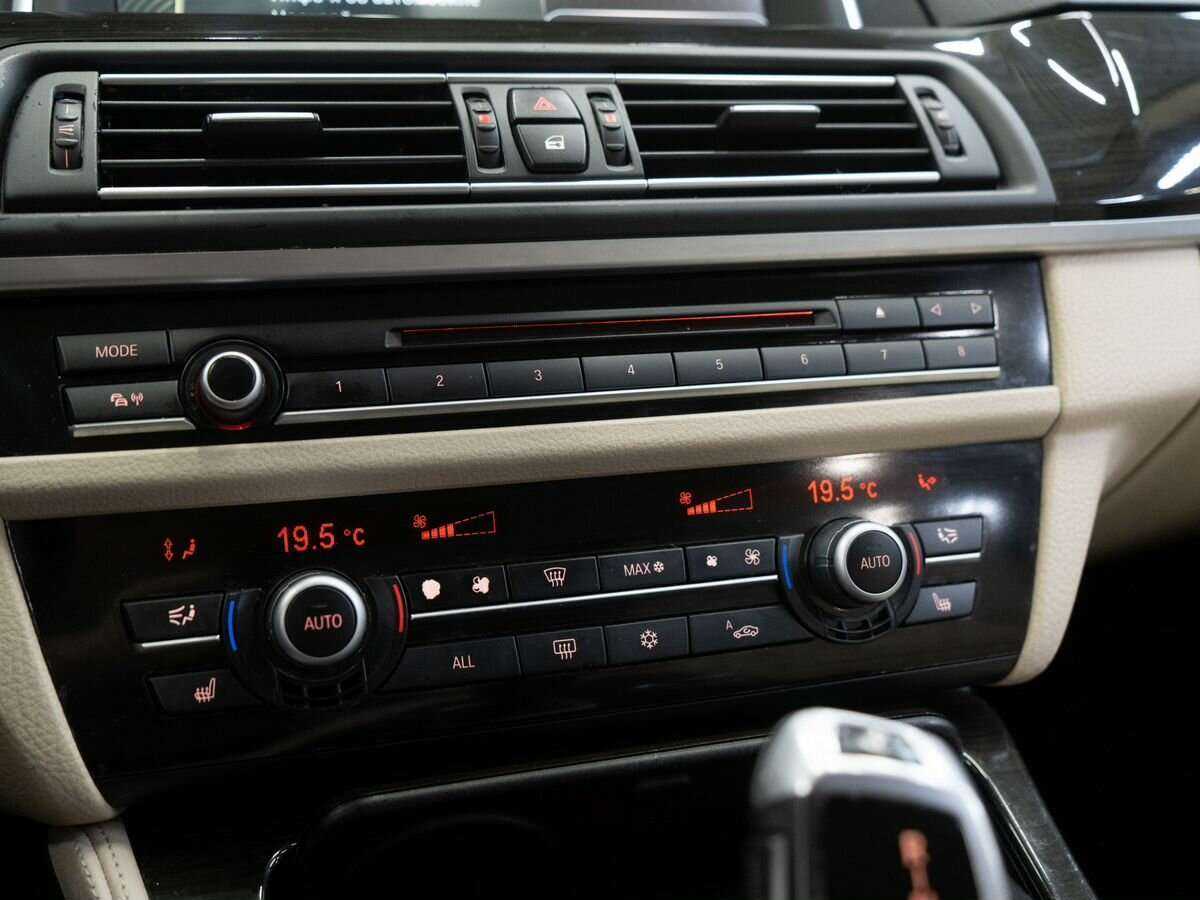 BMW 5 серии б/у, 2012, Автоматическая. Фото: #12