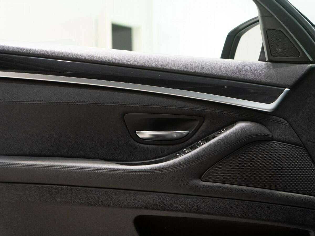 BMW 5 серии б/у, 2016, Автоматическая. Фото: #15