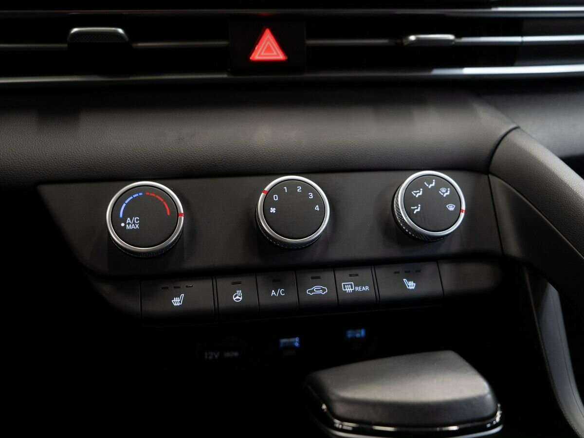 Hyundai Elantra б/у, 2021, Автоматическая. Фото: #10