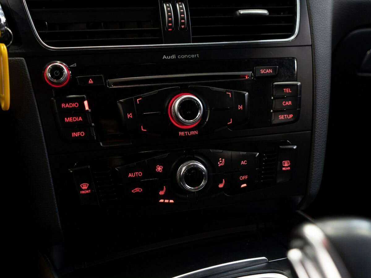 Audi Q5 б/у, 2012, Роботизированная. Фото: #10