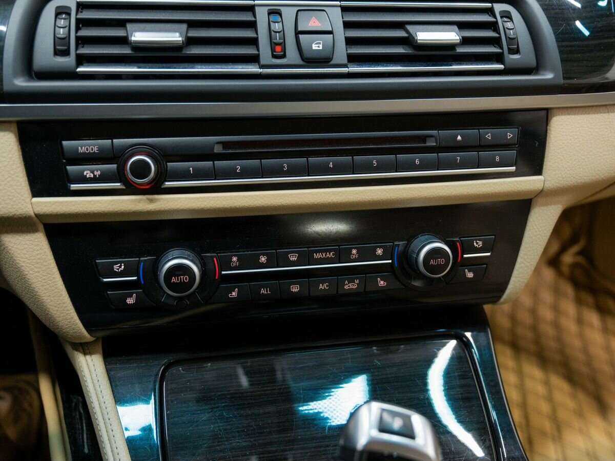 BMW 5 серии б/у, 2013, Автоматическая. Фото: #21