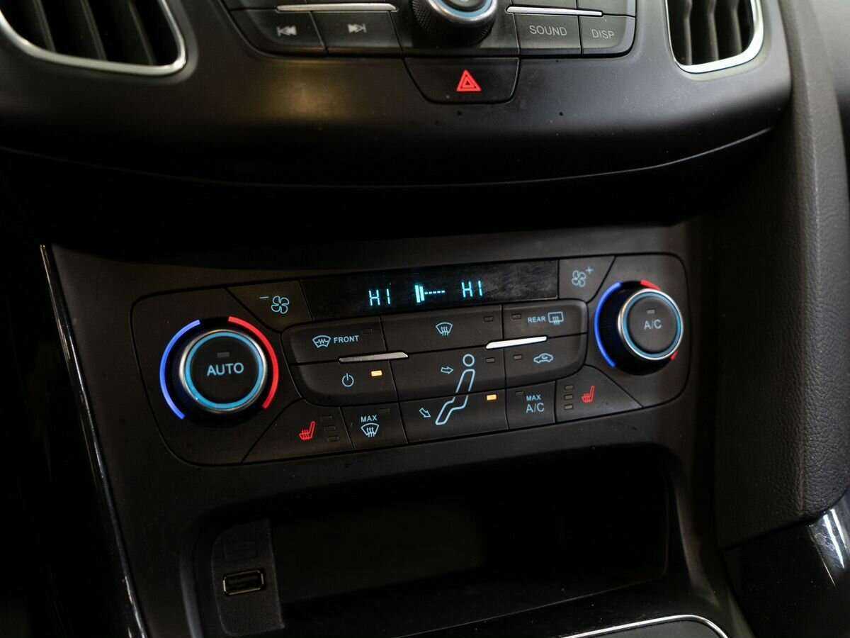 Ford Focus б/у, 2017, Автоматическая. Фото: #13