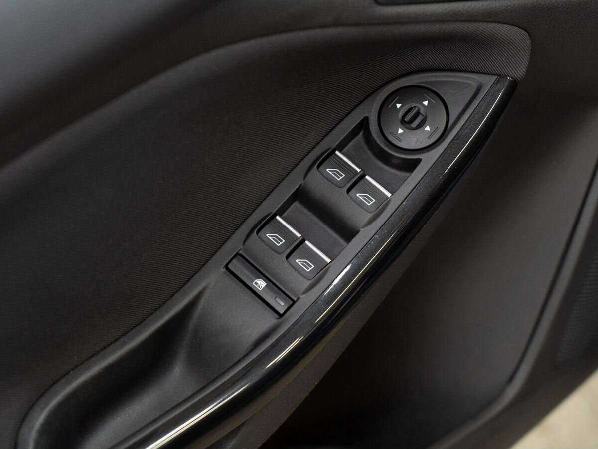 Ford Focus б/у, 2017, Автоматическая. Фото: #14