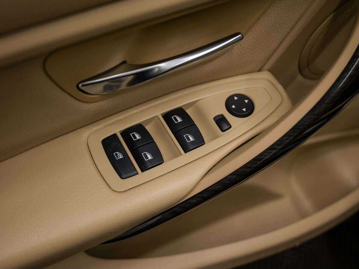 BMW 3 серии б/у, 2012, Автоматическая. Фото: #10