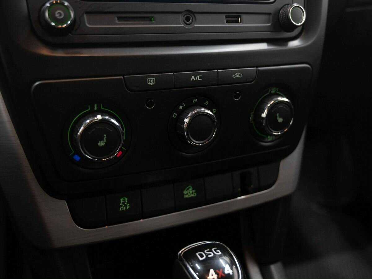 Шкода Йети б/у, 2014, Роботизированная. Фото: #17