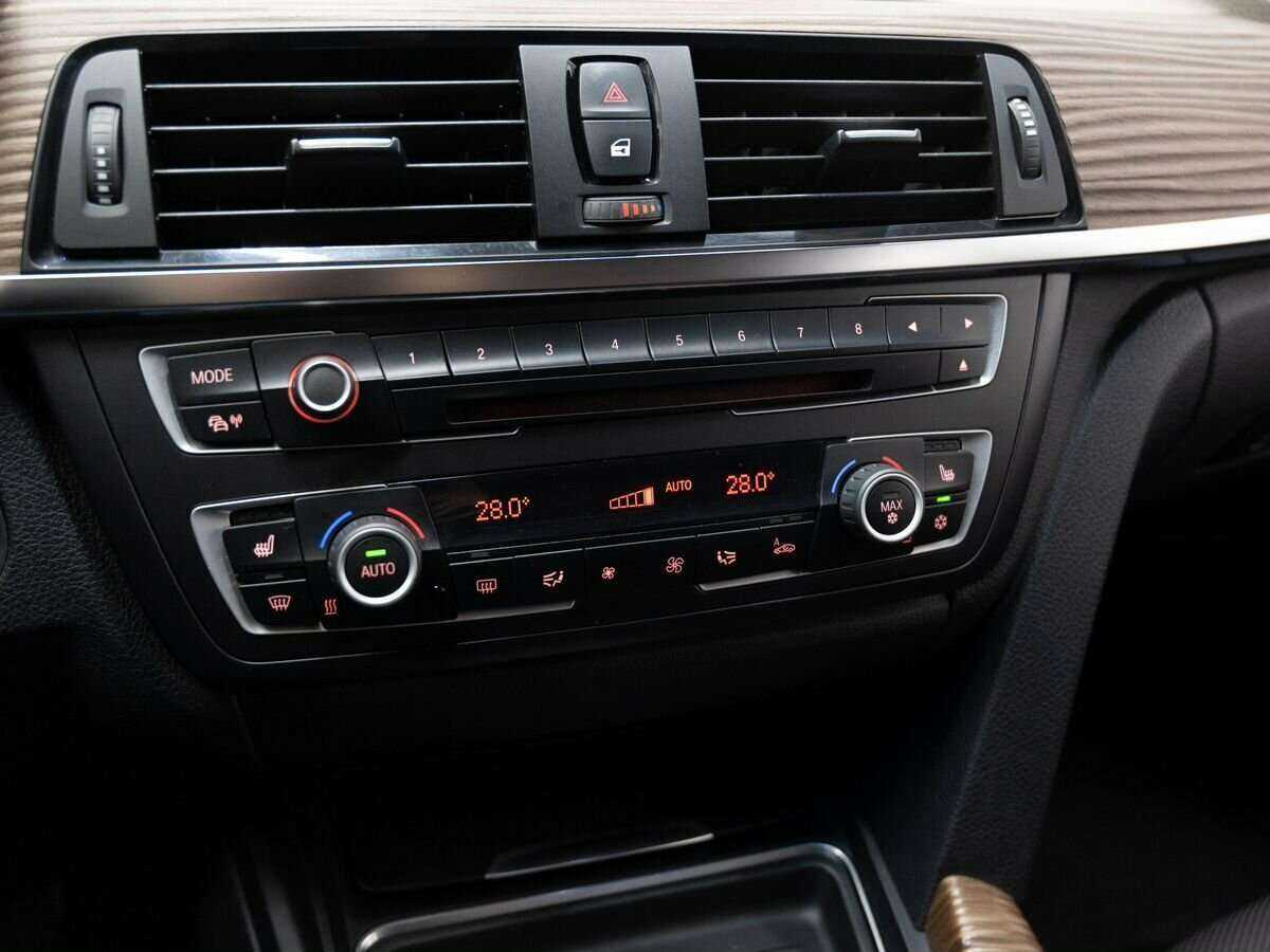 BMW 3 серии б/у, 2012, Автоматическая. Фото: #15