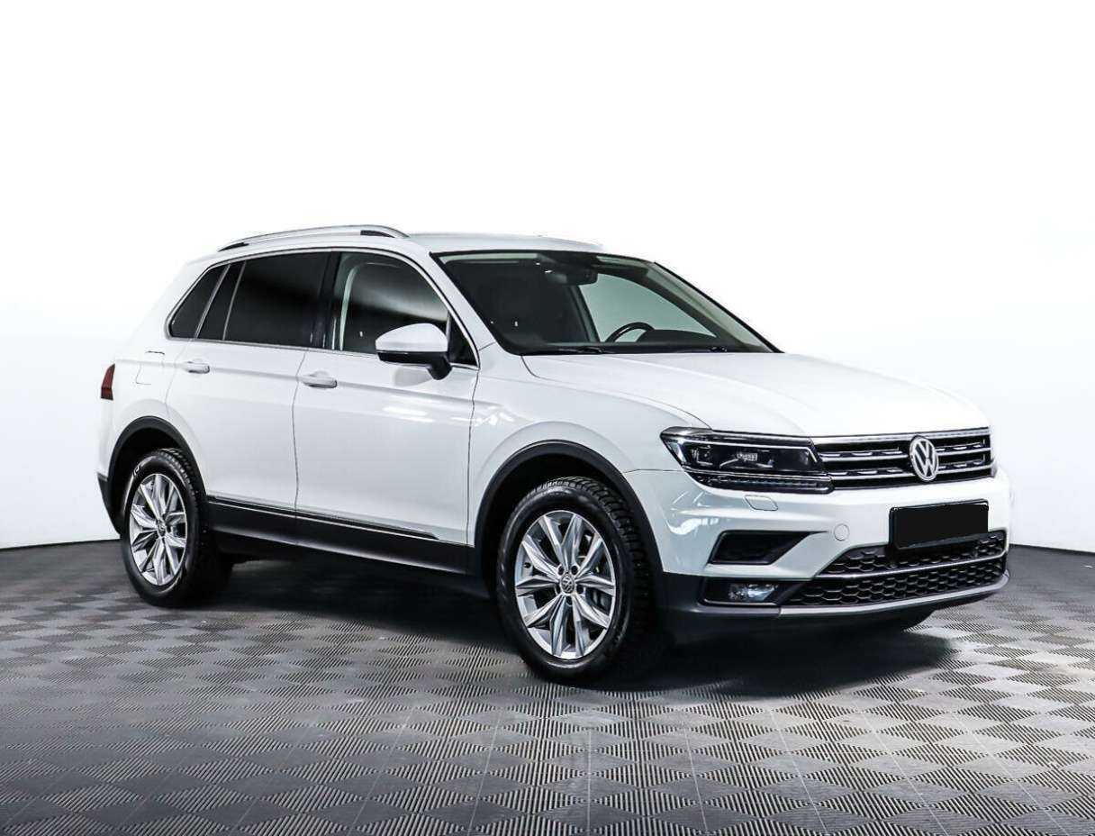 Volkswagen Tiguan б/у, 2018, Роботизированная. Фото: #2