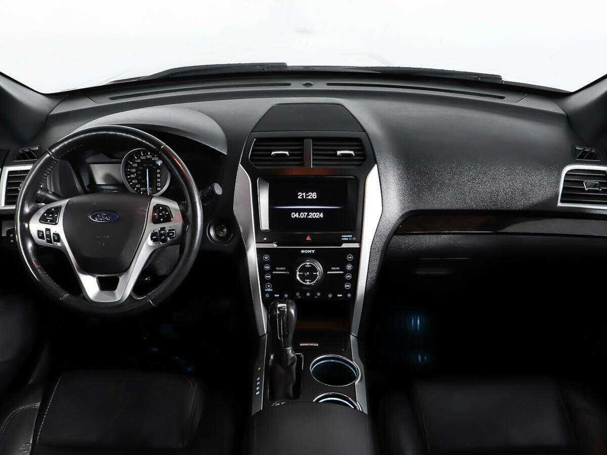 Ford Explorer б/у, 2012, Автоматическая. Фото: #11