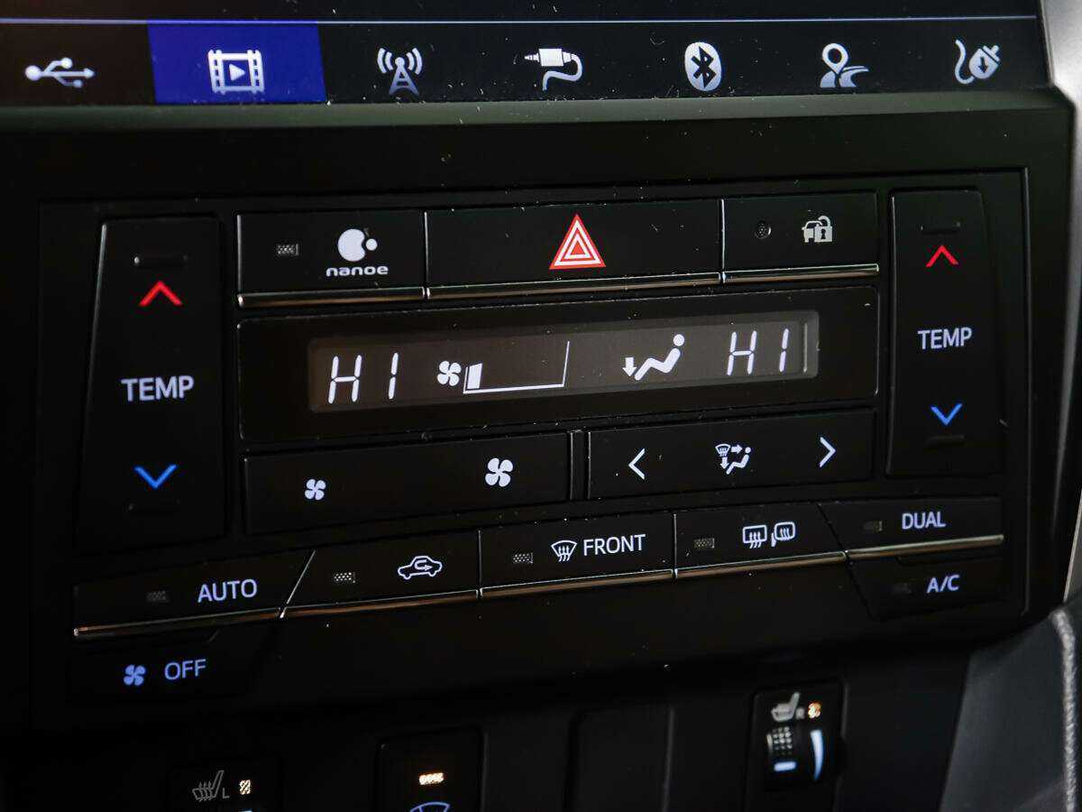 Тойота Камри б/у, 2017, Автоматическая. Фото: #22