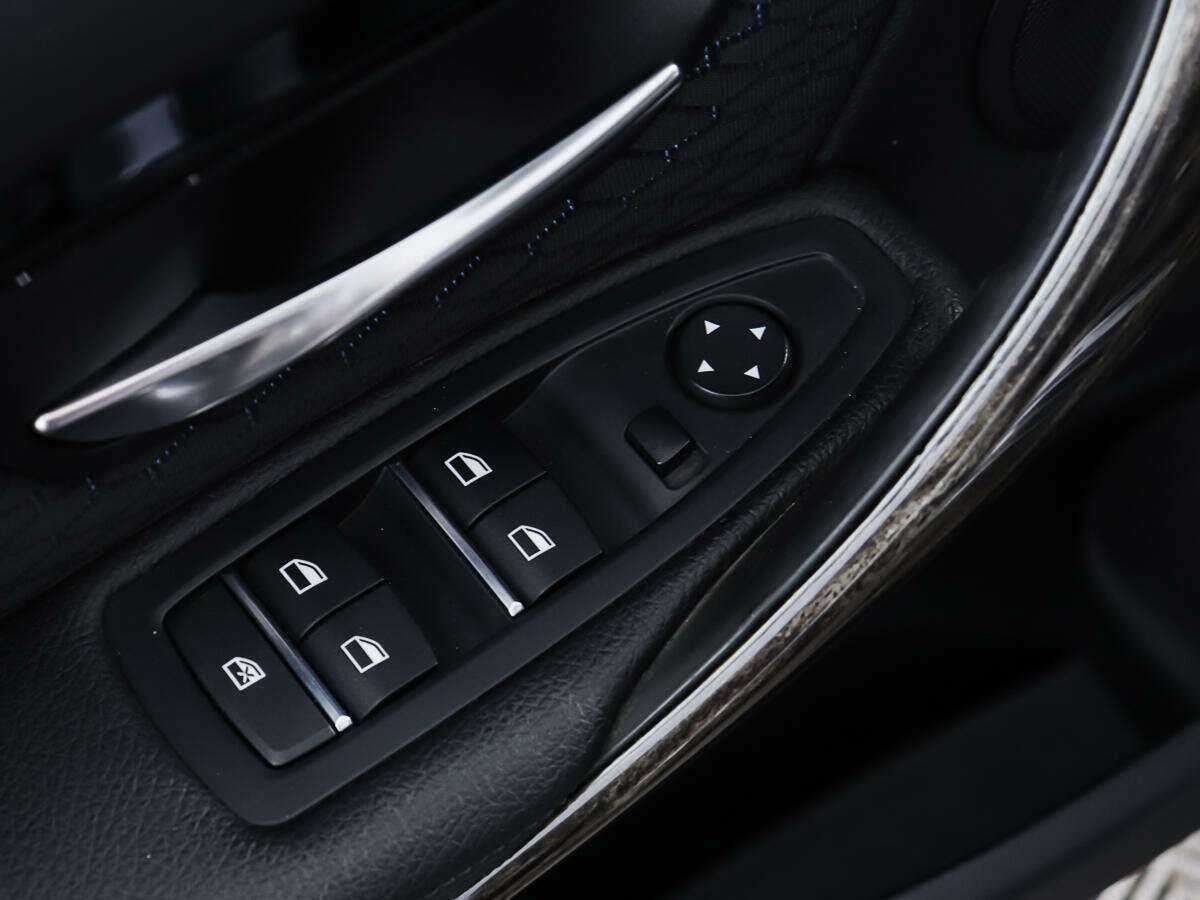 BMW 3 серии б/у, 2016, Автоматическая. Фото: #15