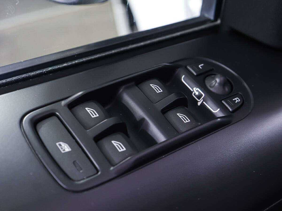 Land Rover Freelander б/у, 2012, Автоматическая. Фото: #16