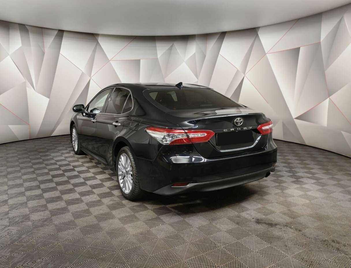 Toyota Camry б/у, 2020, Автоматическая. Фото: #2