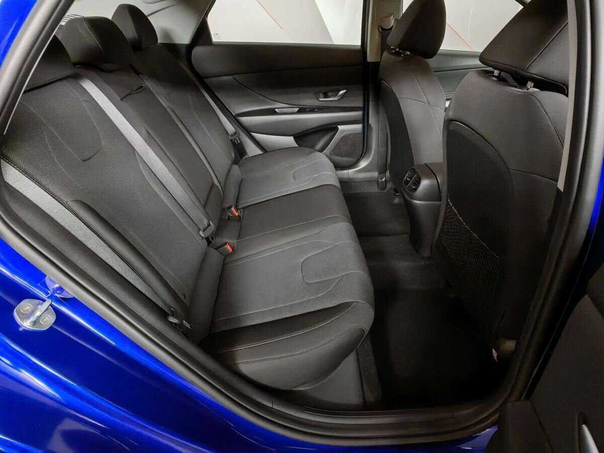 Hyundai Elantra б/у, 2022, Автоматическая. Фото: #11