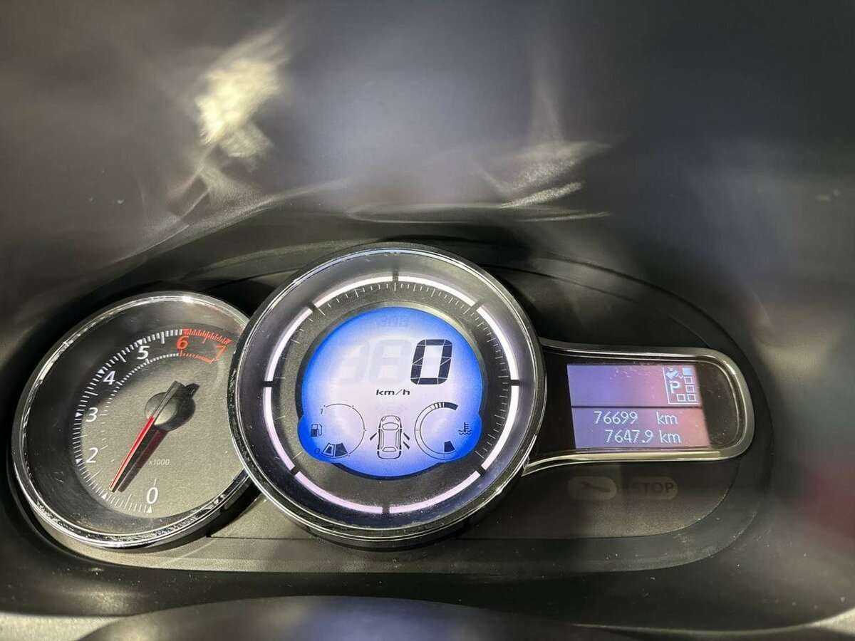 Renault Fluence б/у, 2014, Вариатор. Фото: #10